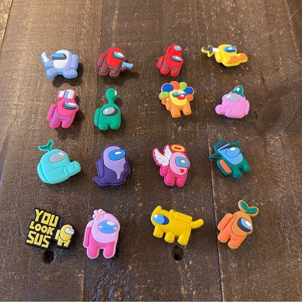 16‎ Piece Among Us Crocs Charms Set